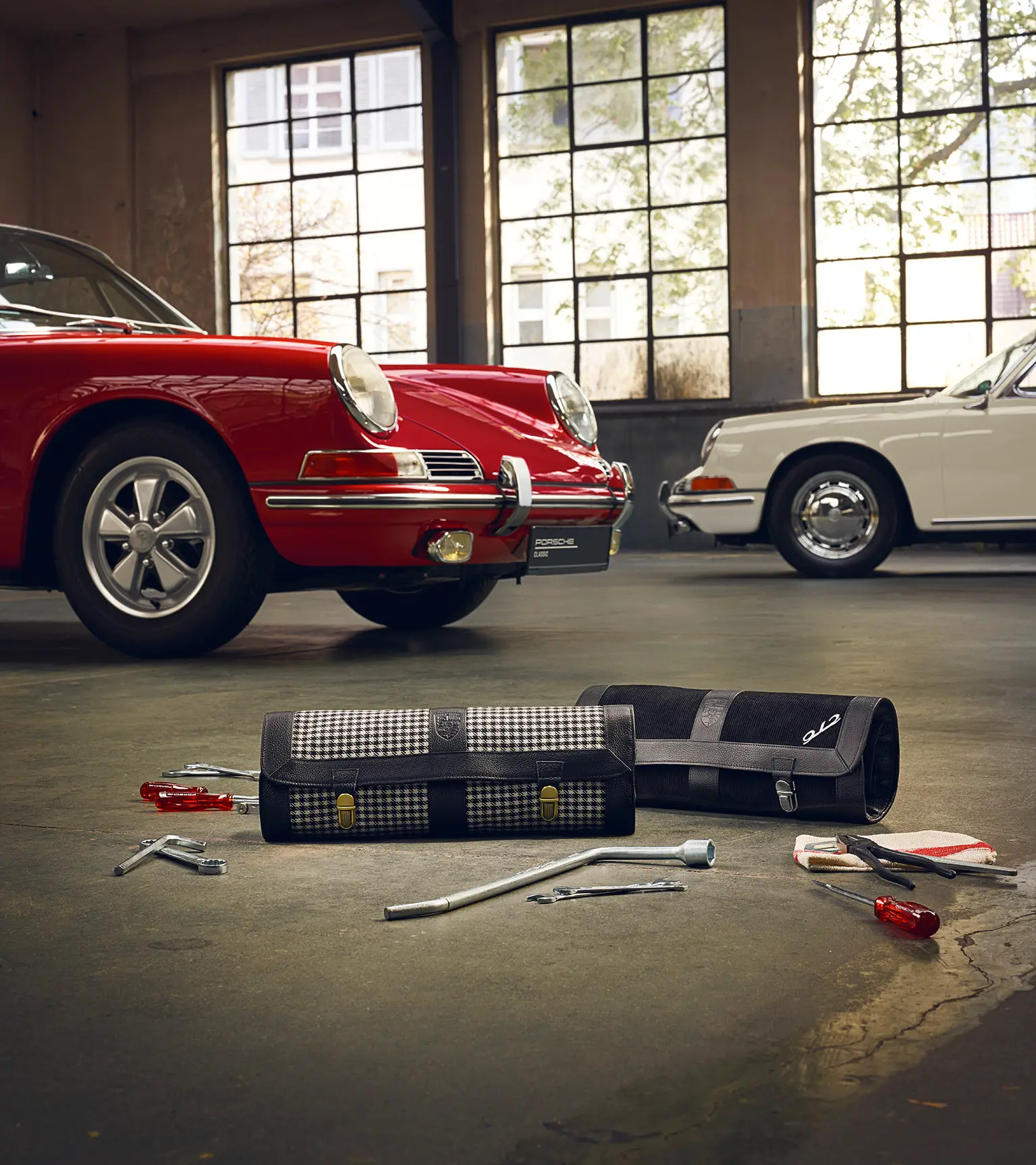 Porsche Classic 911 F (1965 to 1973) tool bag | PORSCHE SHOP