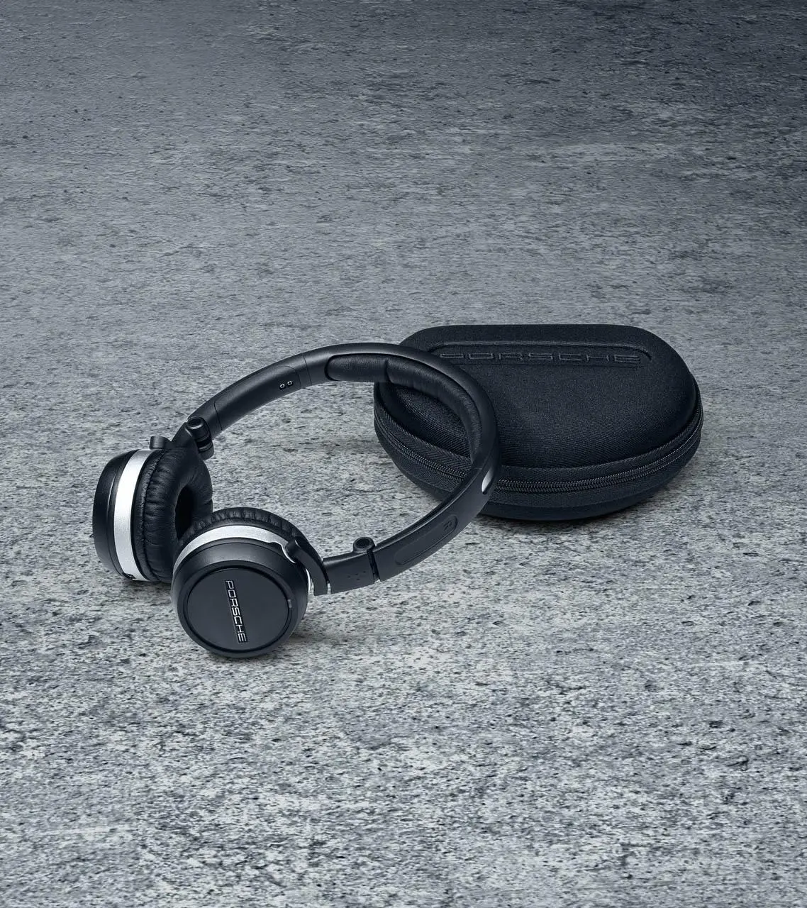 ポルシェ Bluetoothヘッドフォン 【公式通販】