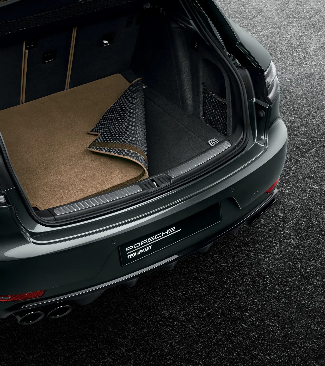 Porsche Macan トランクマット Porsche Reversible Luggage-Compartment Mat for Macan | PORSCHE SHOP