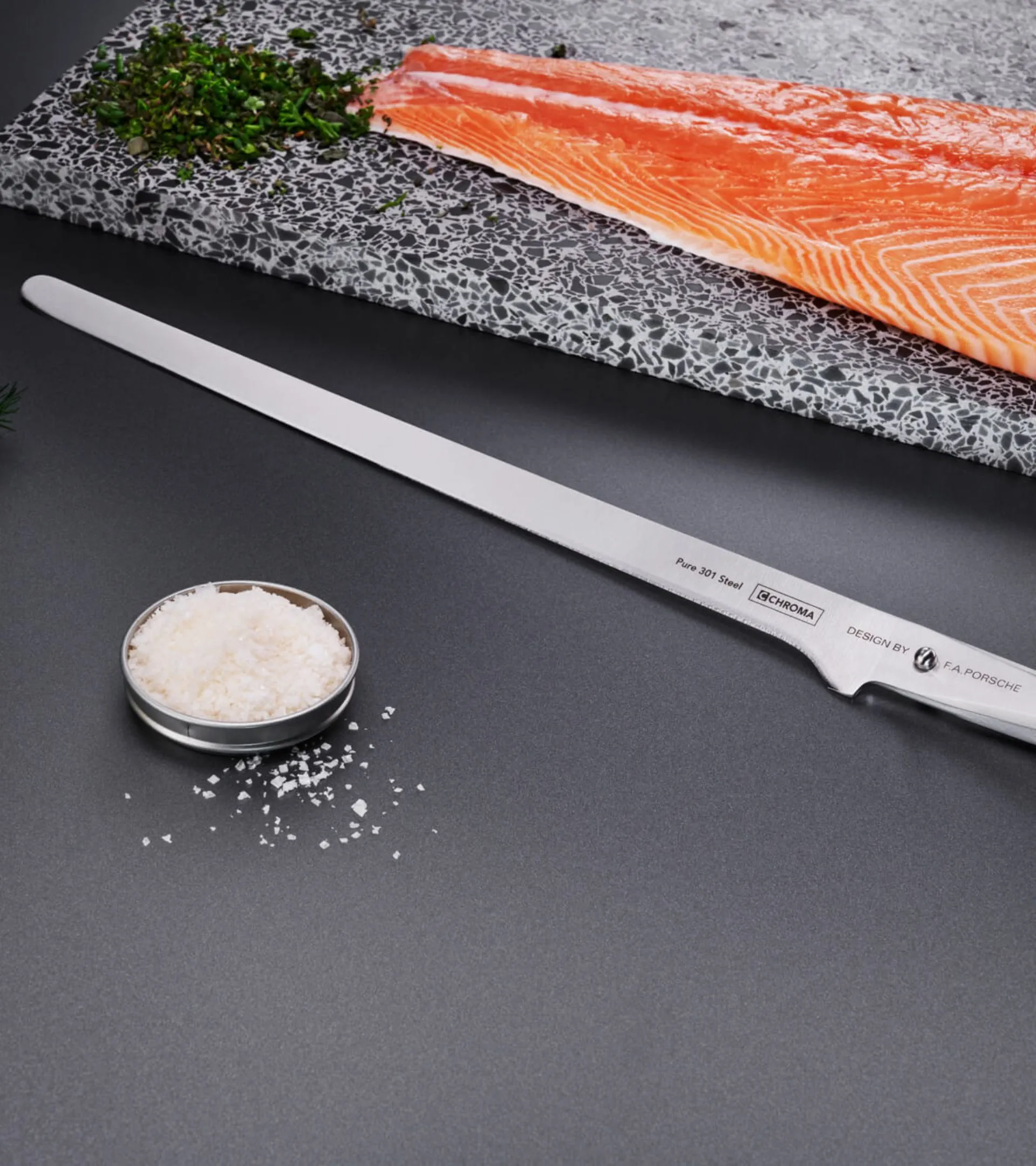 Large carving knife P26 | PORSCHE SHOP