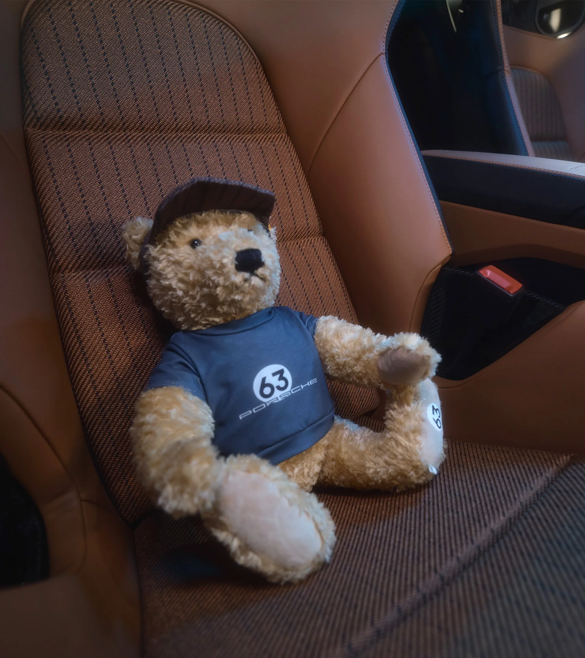 Teddy-pu Steiff x Porsche Teddy Bear - 60Y Porsche 911 - Limited Edition
