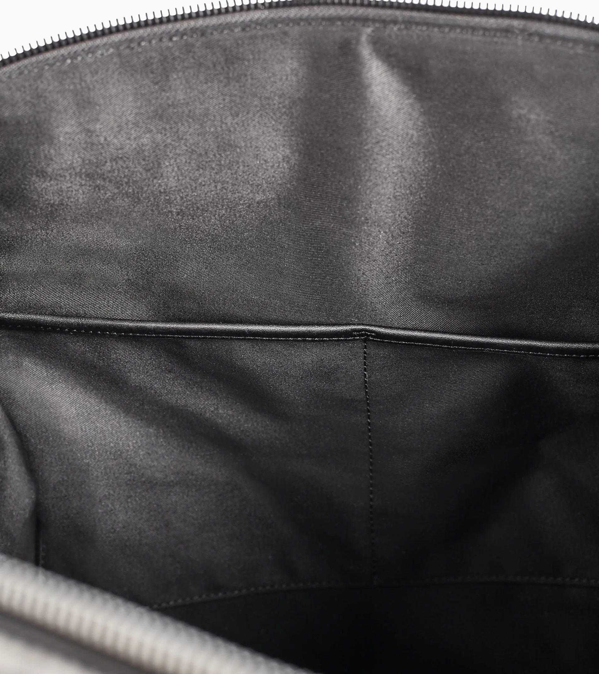 Heritage Weekender Bag 992 – 50Y Turbo – Limited Edition | PORSCHE