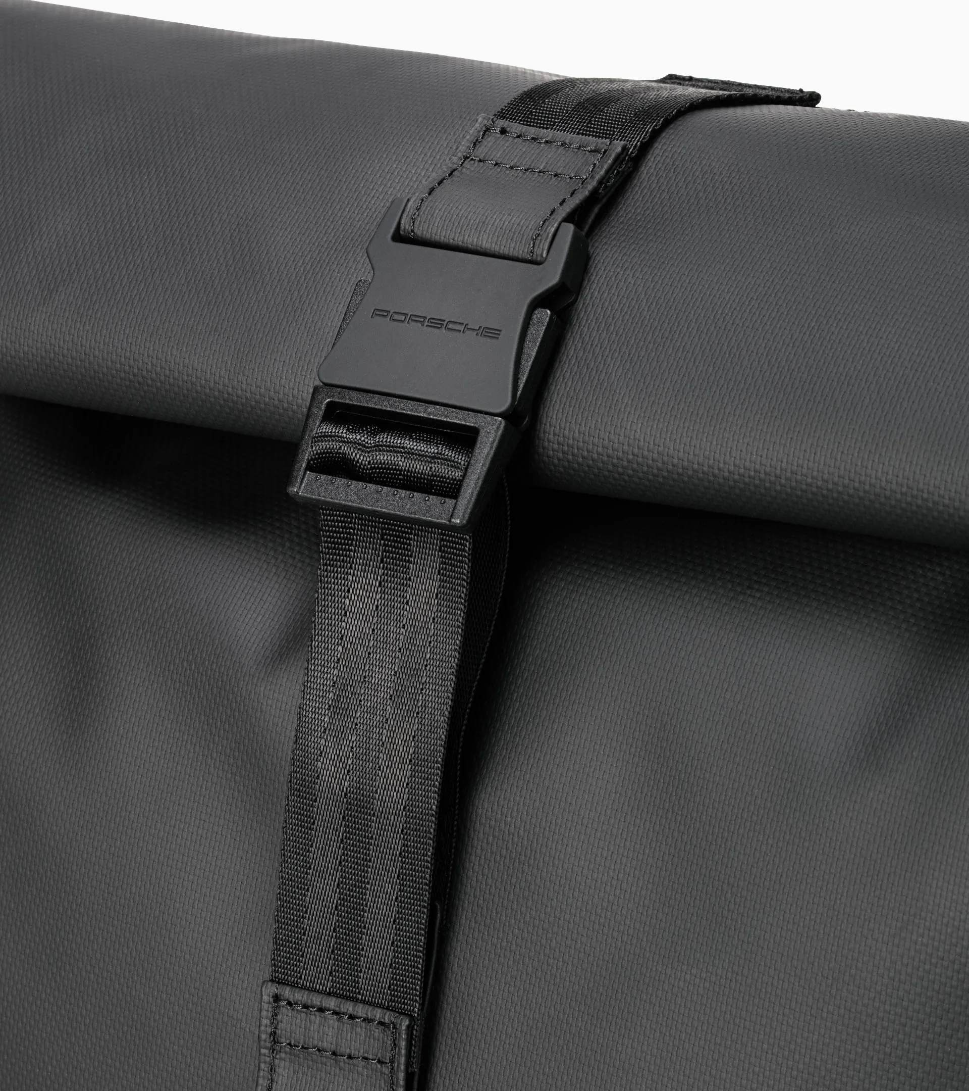 Taycan backpack | PORSCHE SHOP