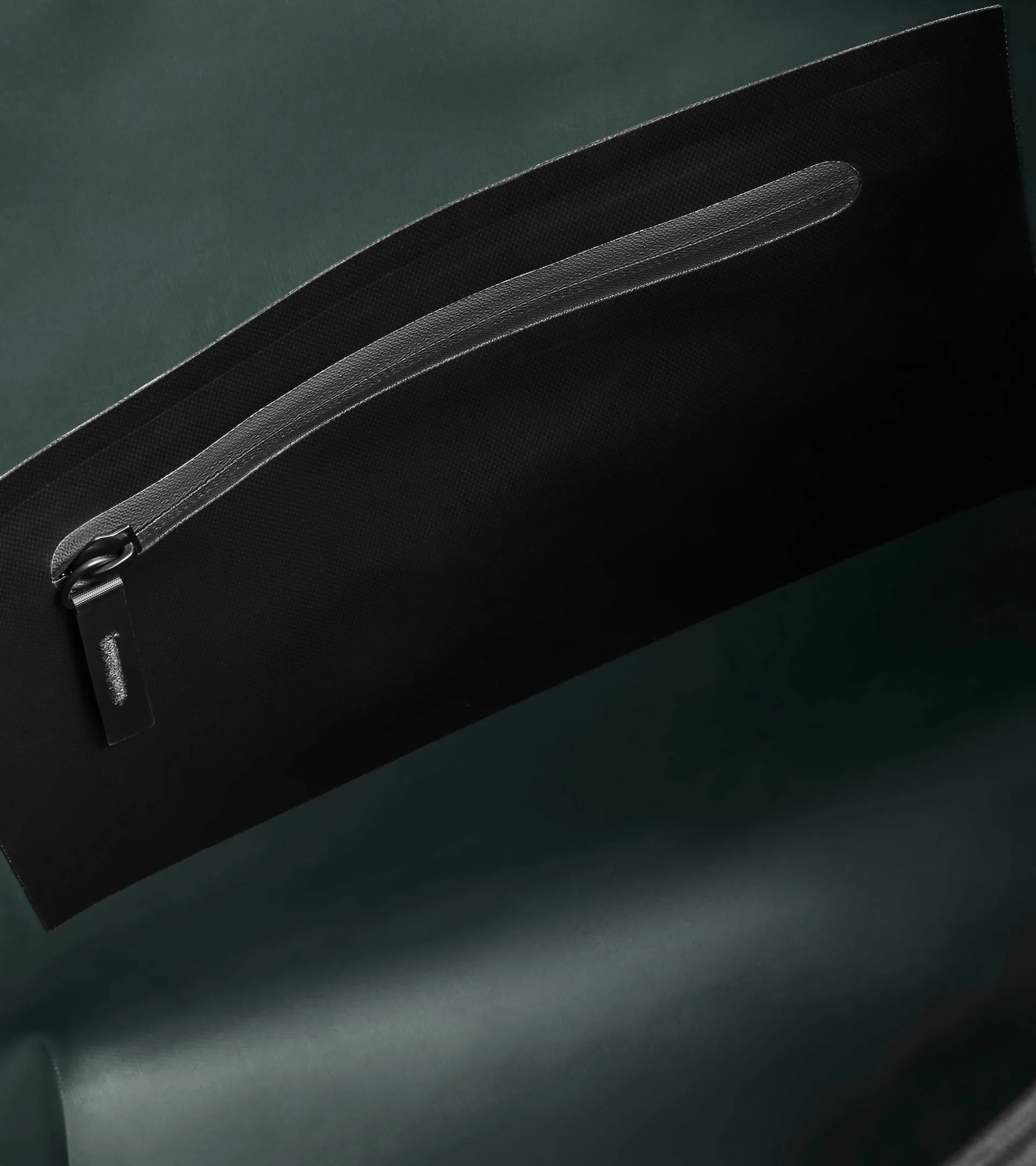 Active 2.0 travel bag | PORSCHE SHOP
