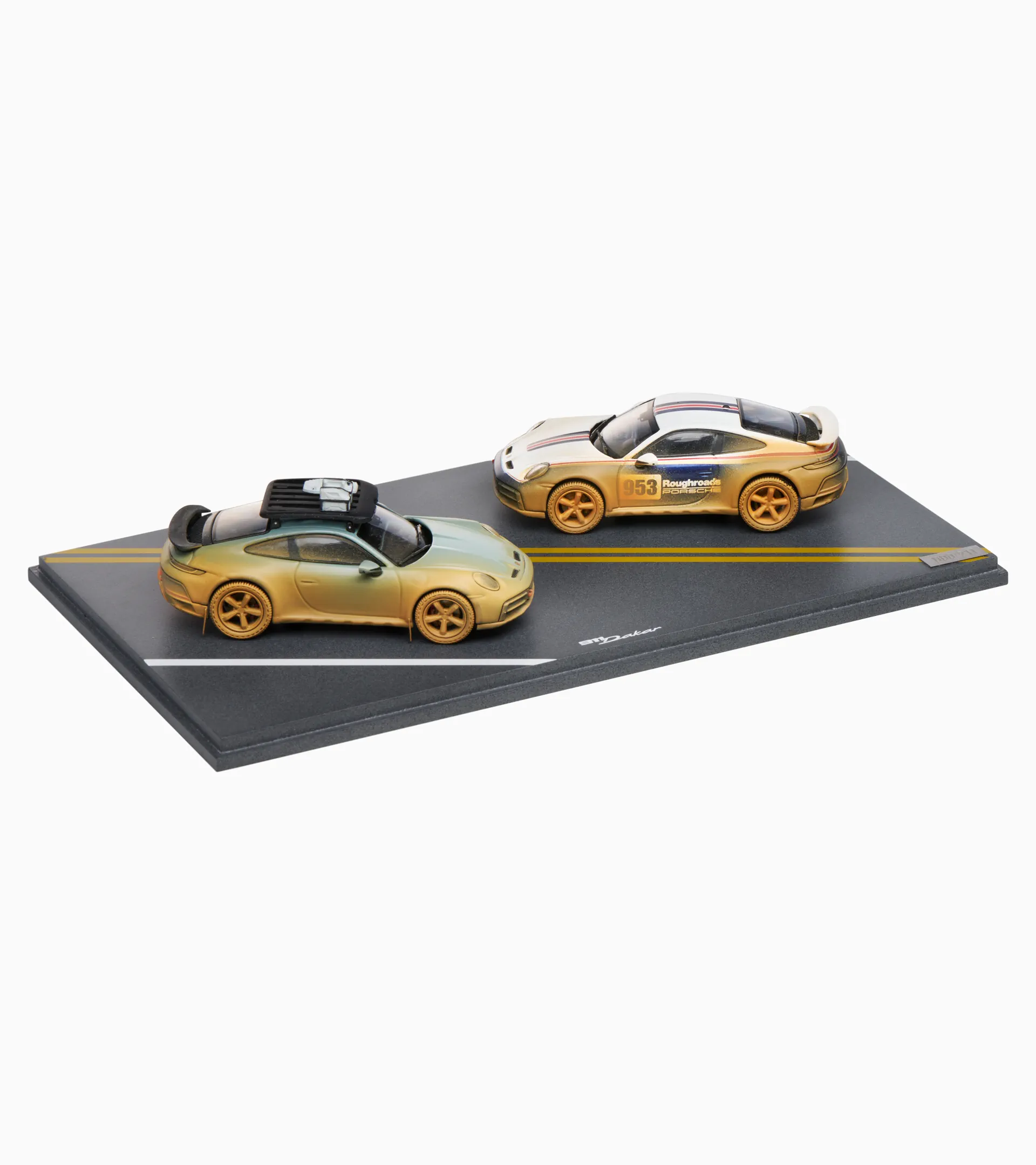 Porsche 911 Dakar (992) AHEAD double set | PORSCHE SHOP