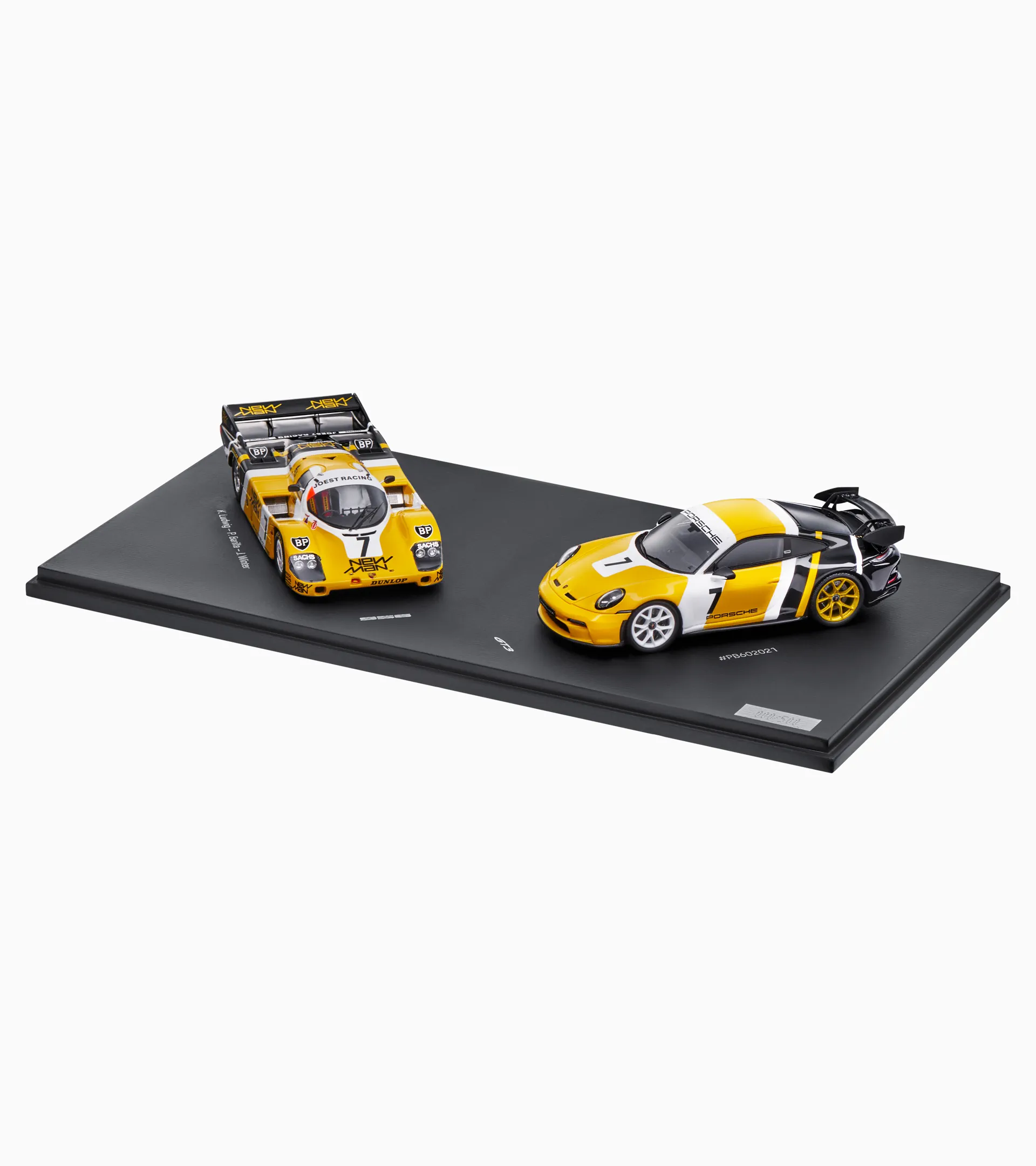 Porsche 911 GT3 (992) & Porsche 956 – Limited edition | PORSCHE SHOP