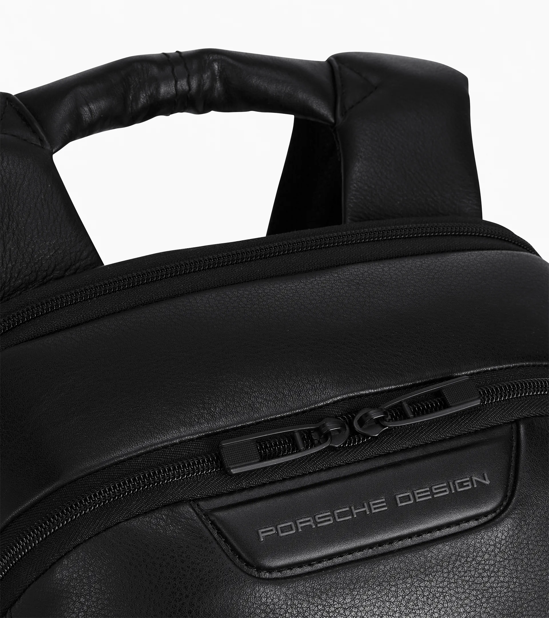 Roadster Leather Backpack M | PORSCHE SHOP