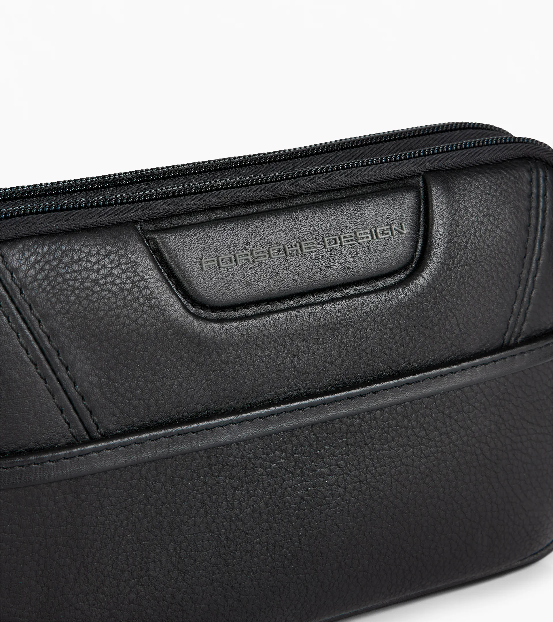 Roadster Leather Travel Pouch | PORSCHE SHOP