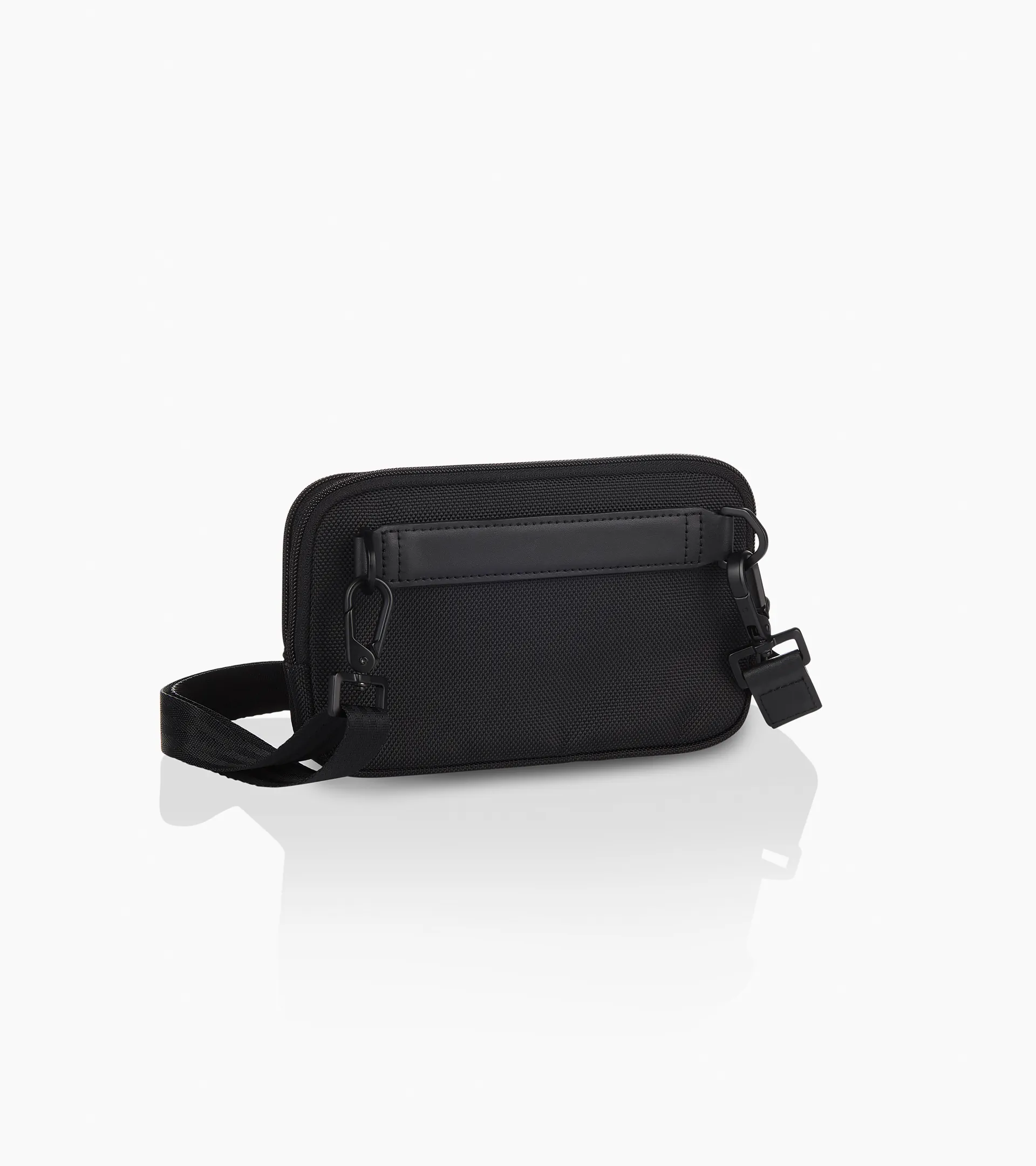 Roadster Nylon Travel Pouch | PORSCHE SHOP