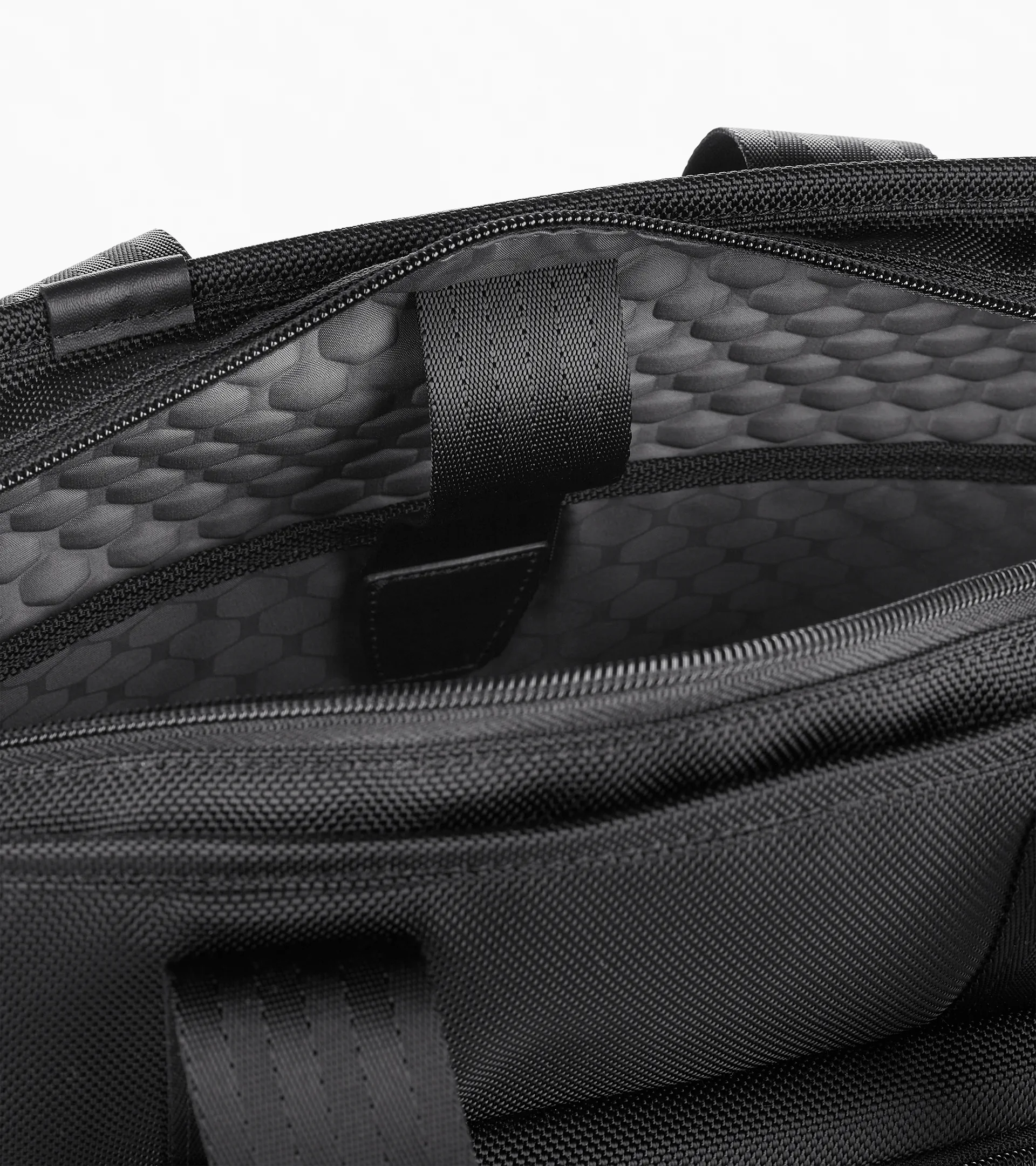 PORTERSPACEボディーバック Roadster Nylon Tote Bag | PORSCHE SHOP