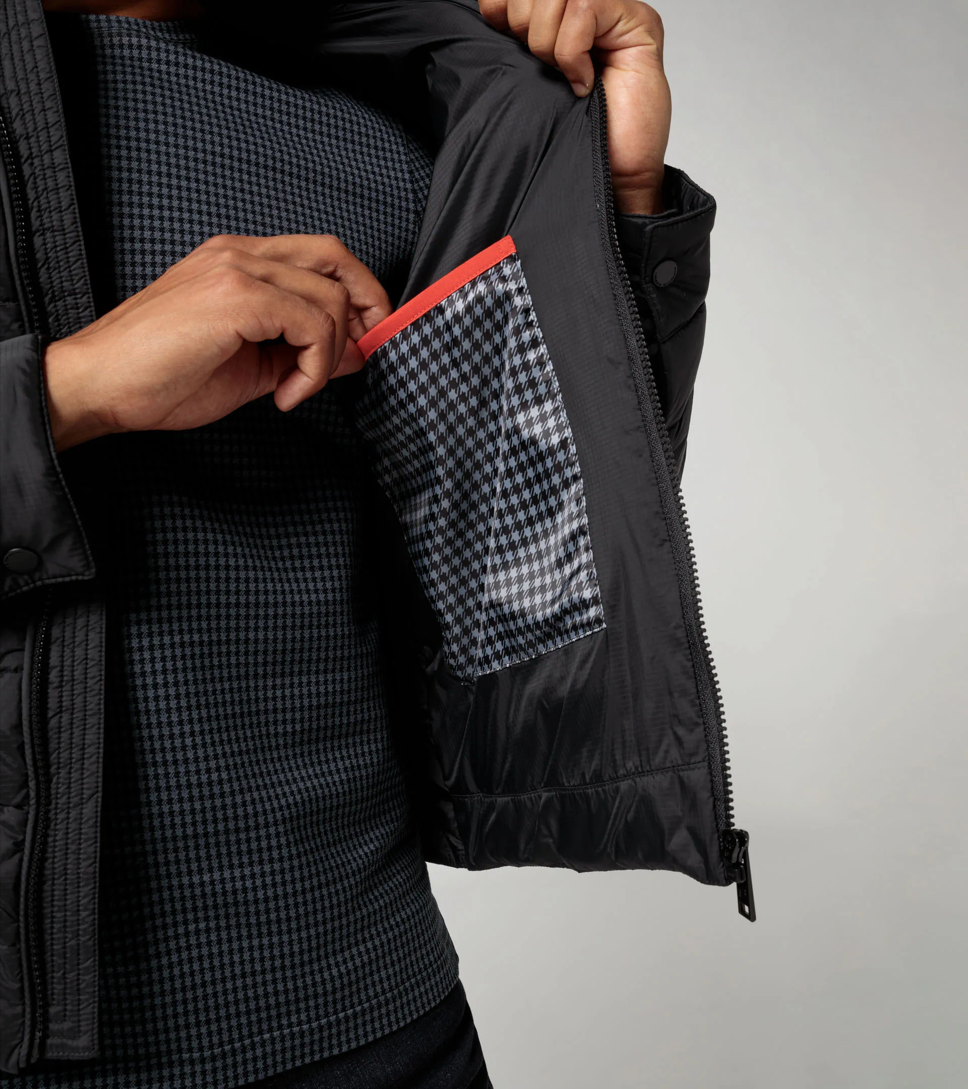 Lightweight puffer jacket | PORSCHE SHOP