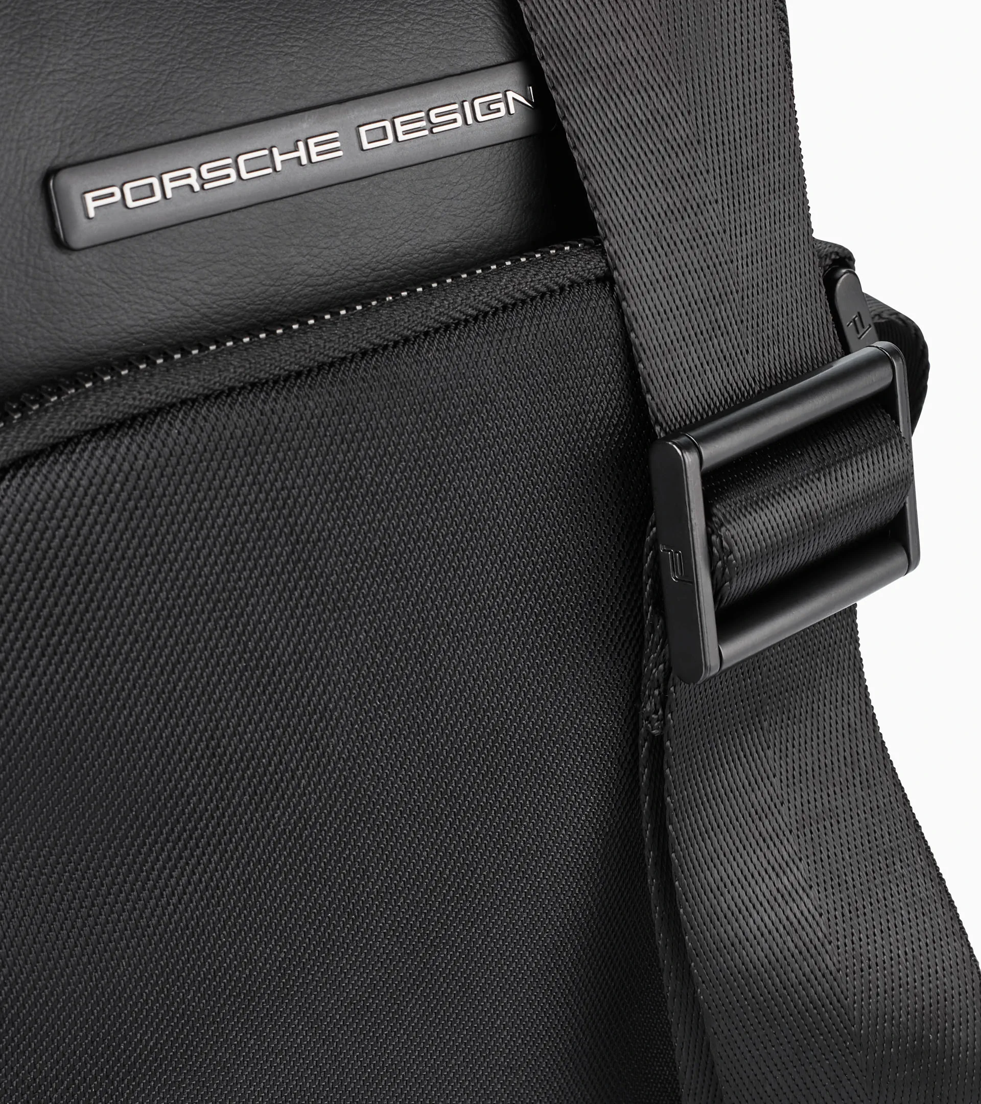 Voyager Nylon Shoulder Bag S | PORSCHE SHOP