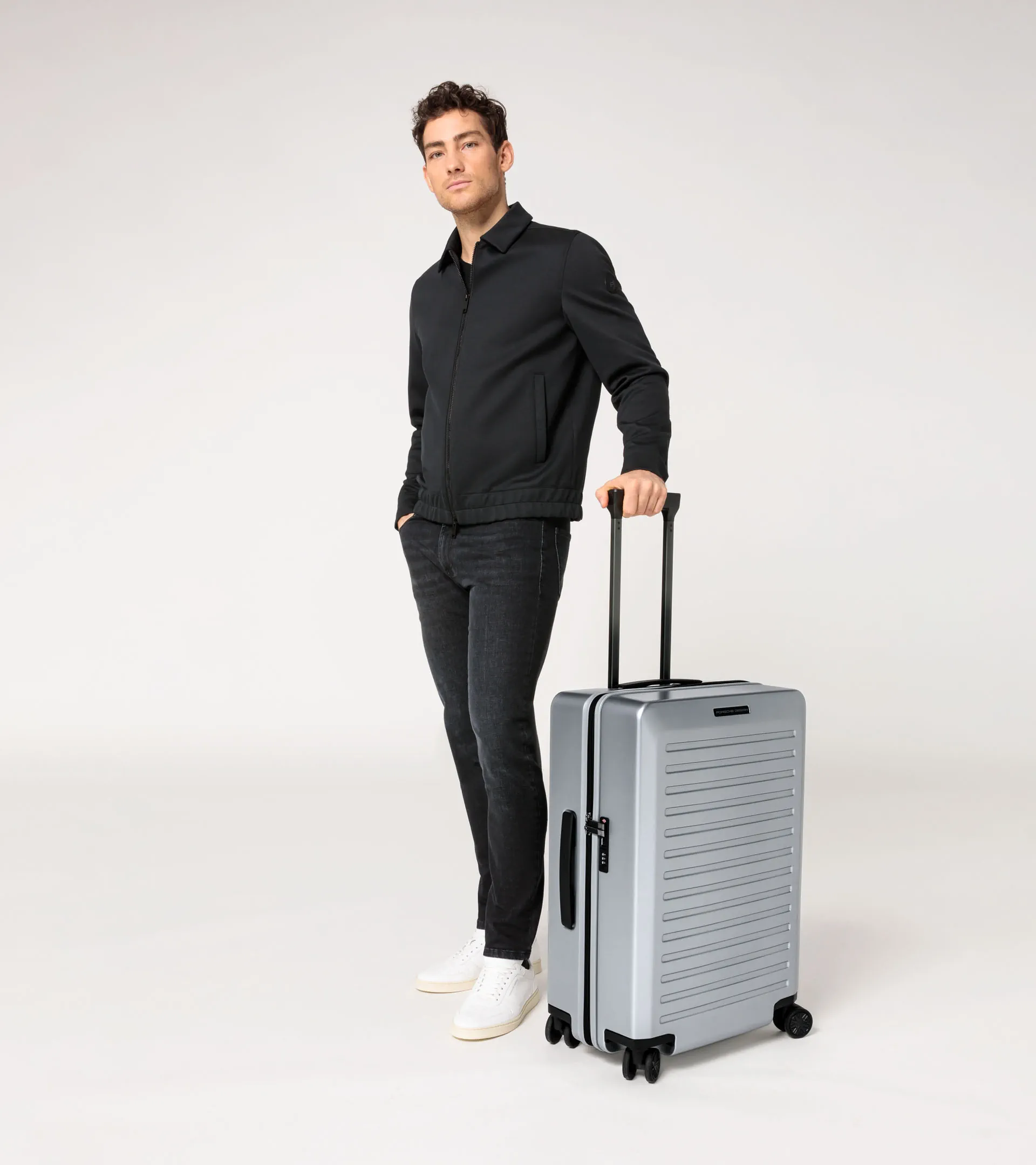 Voyager 2.0 Hardcase 4W Trolley M | PORSCHE SHOP