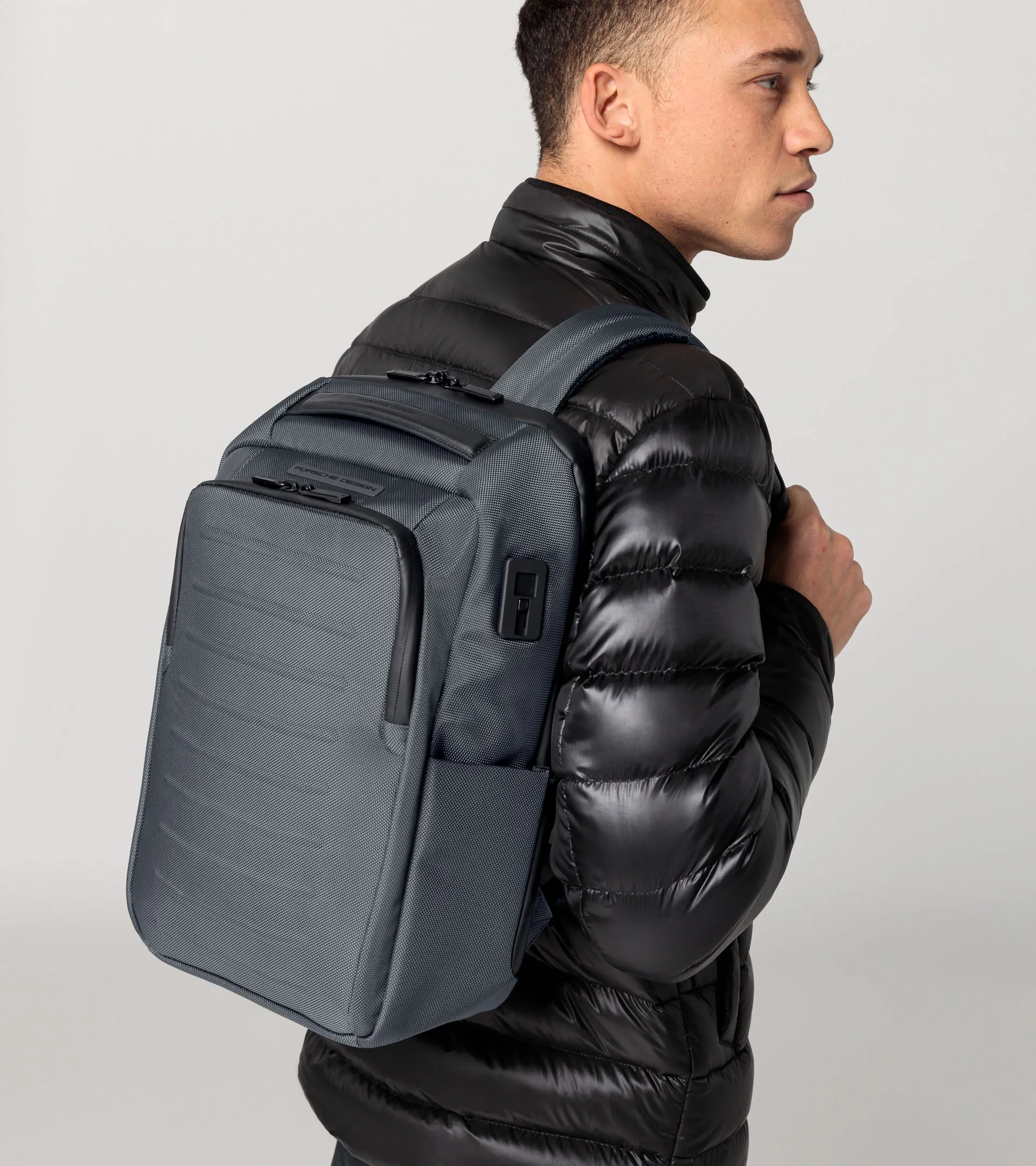 Roadster Pro Backpack XS | PORSCHE SHOP