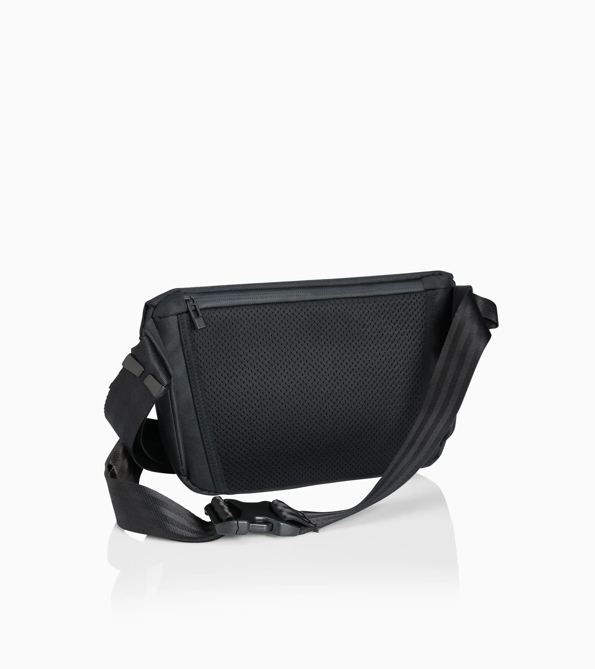 X-Body Bag | PORSCHE SHOP
