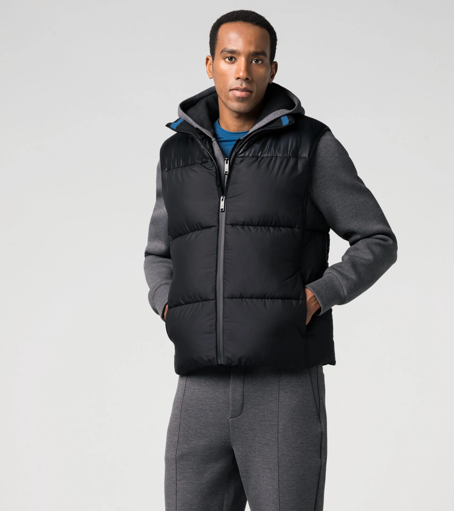 Porsche Design P1000 ブラック ダウンベスト Lightweight puffer vest | PORSCHE SHOP