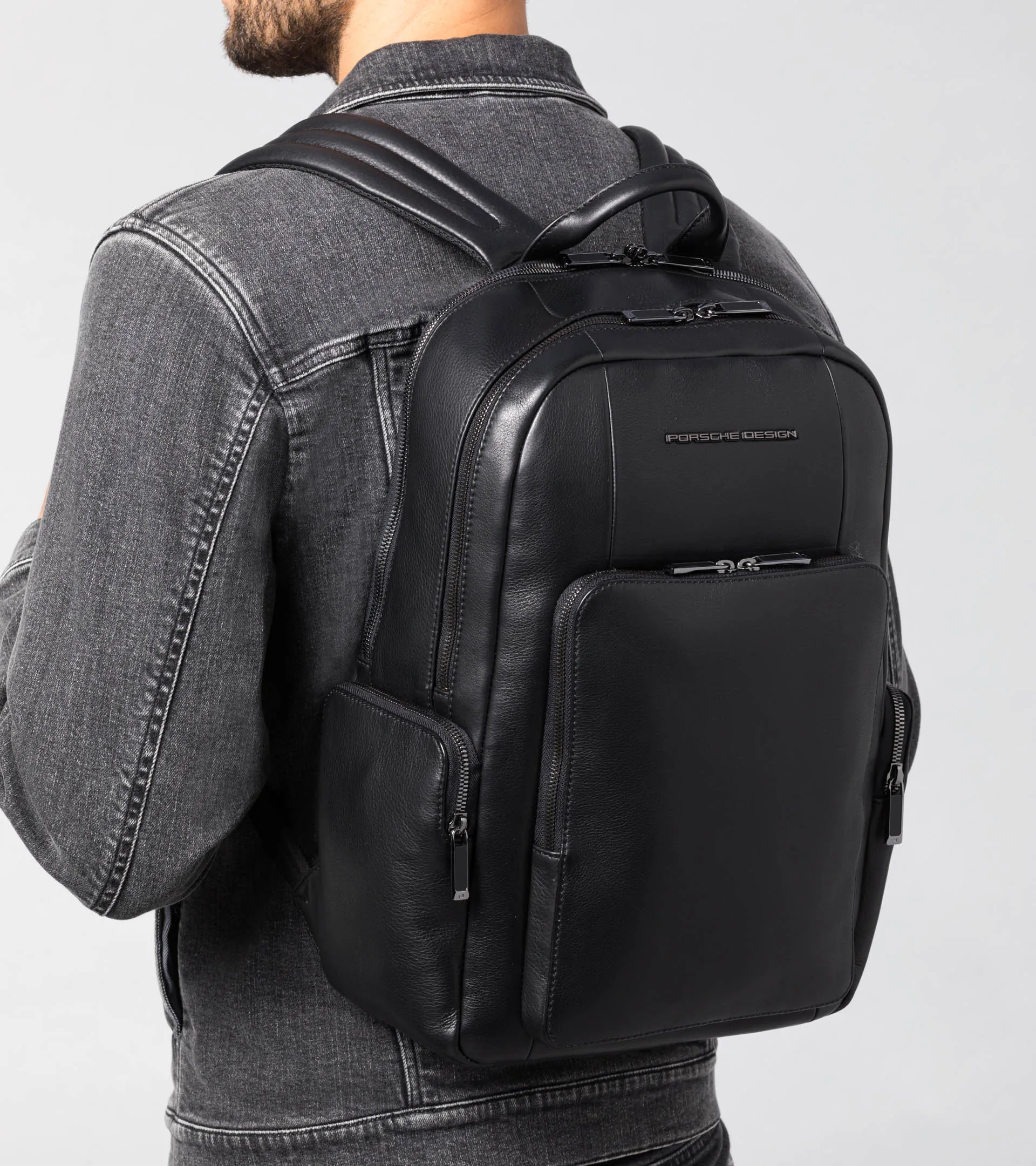 Roadster Leather Backpack M2 | PORSCHE SHOP