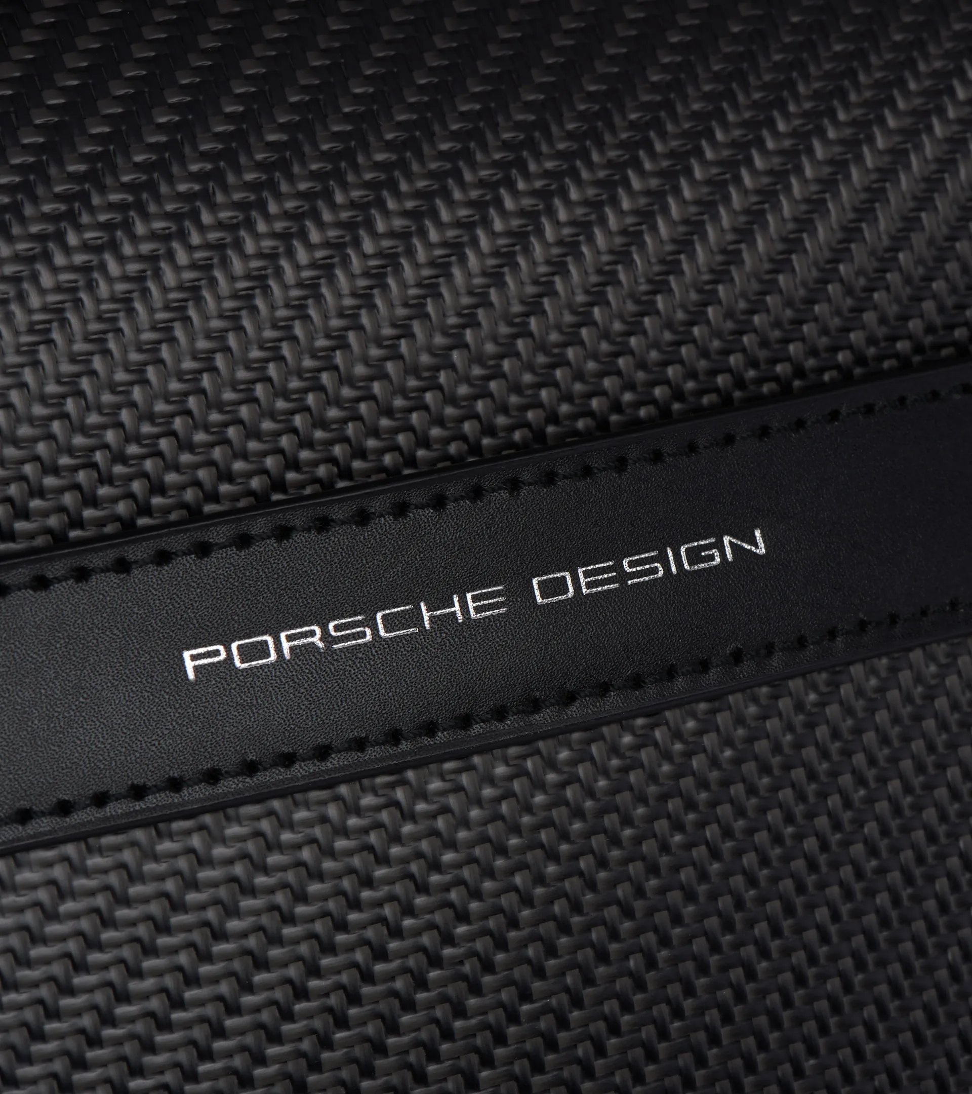 Carbon Briefcase M | PORSCHE SHOP