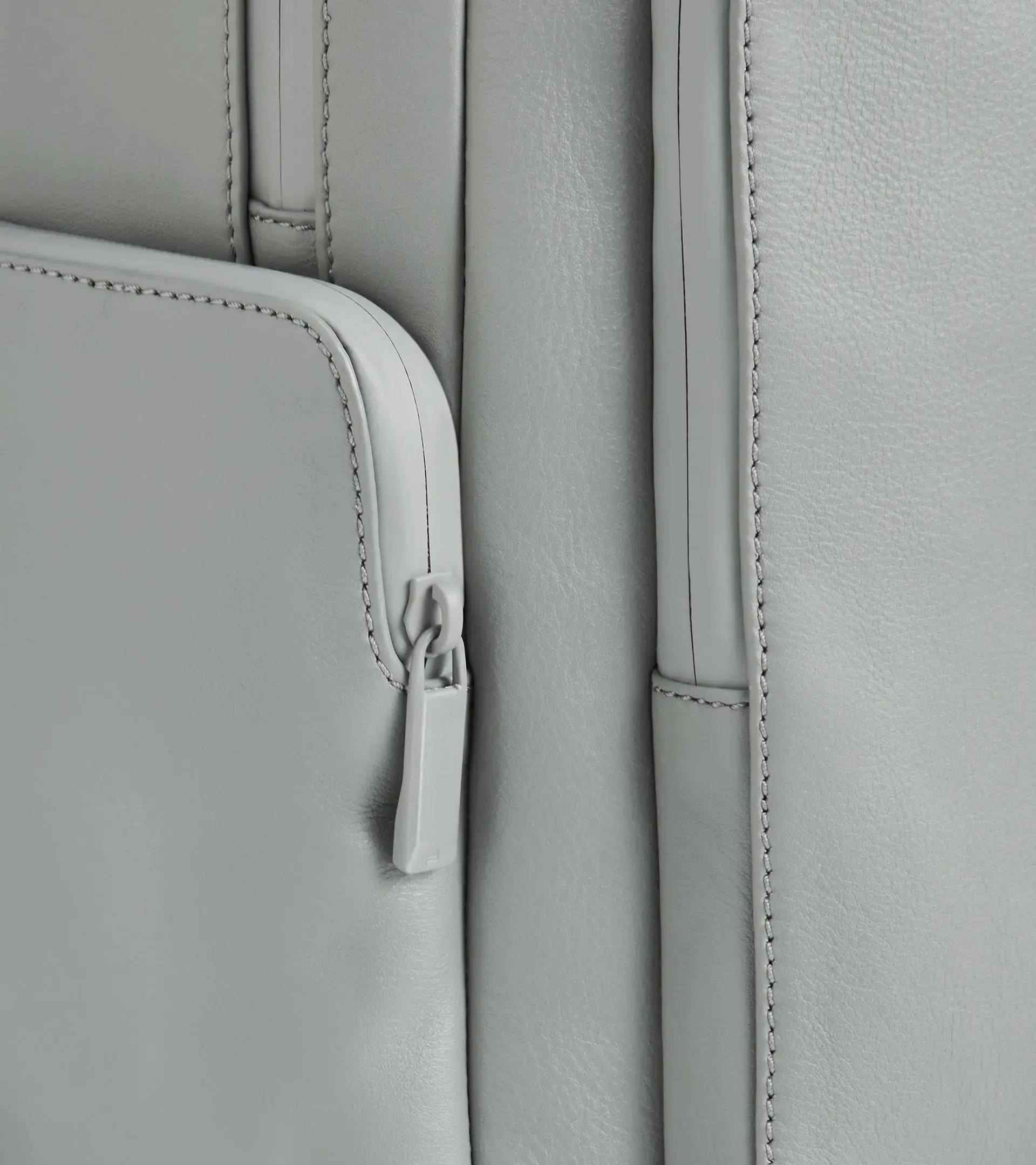 Roadster Leather Backpack M1 | PORSCHE SHOP