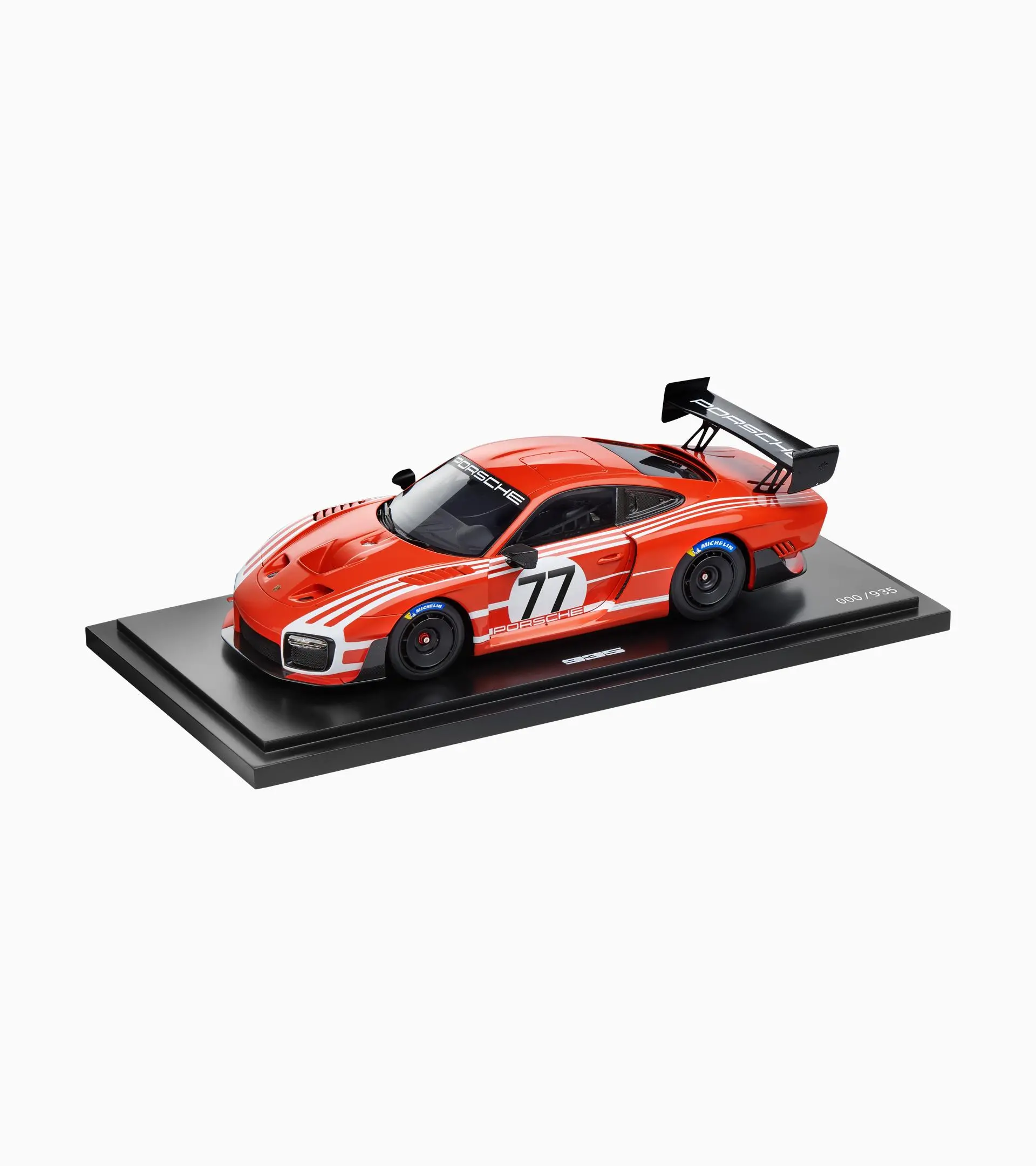 935 Salzburg | PORSCHE SHOP