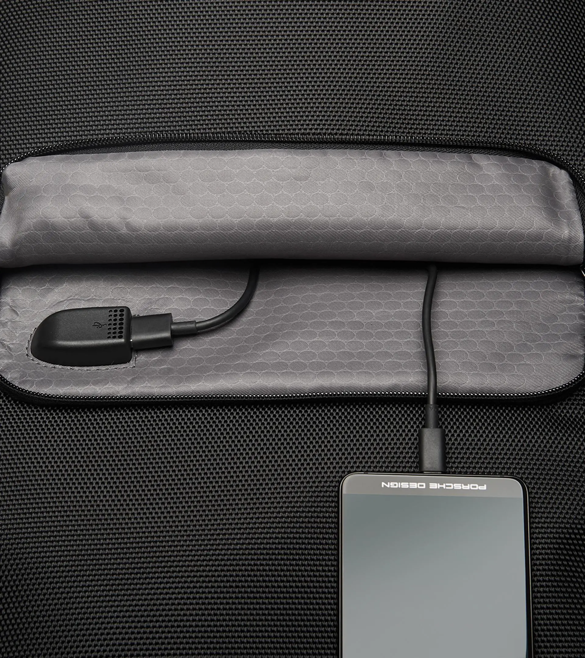 Roadster 4.0 Backpack LVZ | PORSCHE SHOP