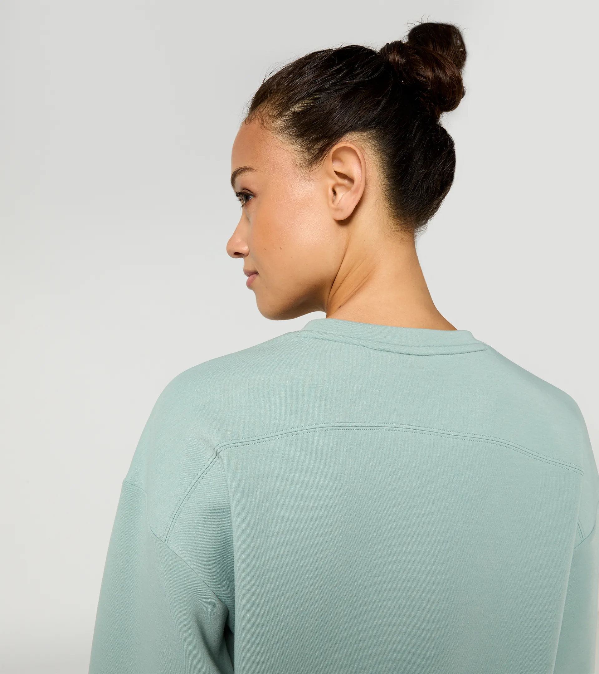 Crew-neck jumper - Porsche Cayenne Electric Lifestyle | PORSCHE SHOP