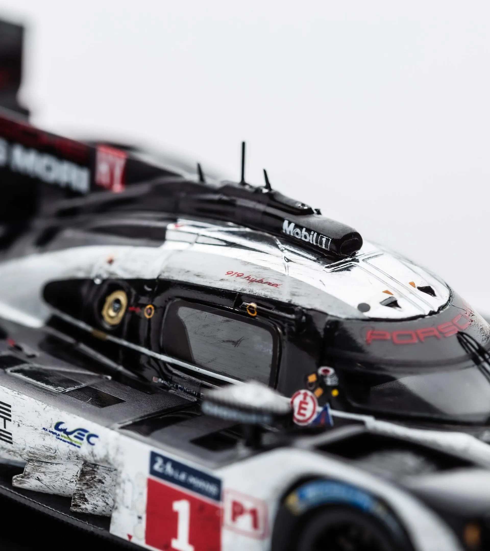 Porsche 919 Hybrid – Le Mans winner 2016 | PORSCHE SHOP