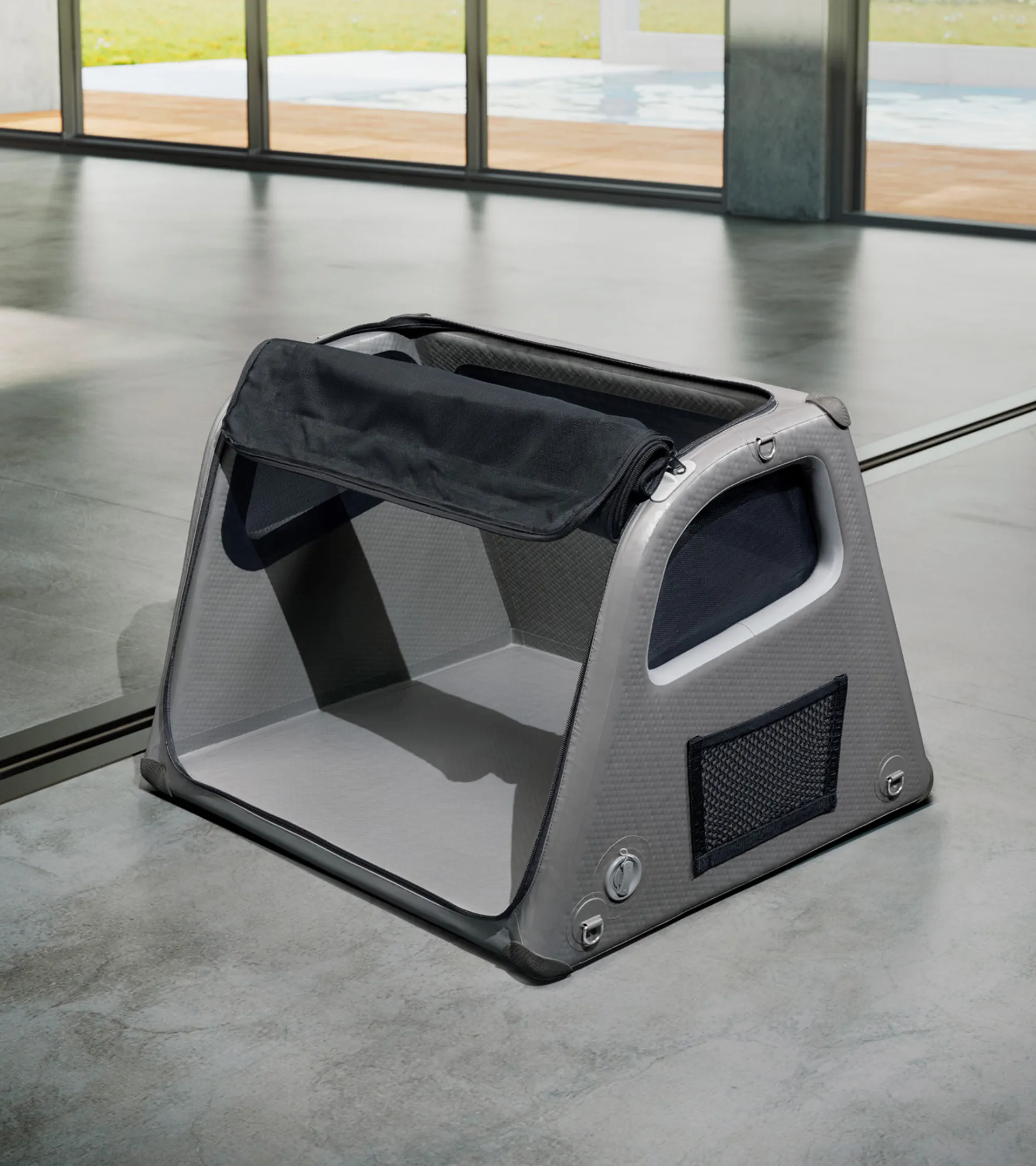 Porsche Luggage Compartment Box for dogs | PORSCHE SHOP