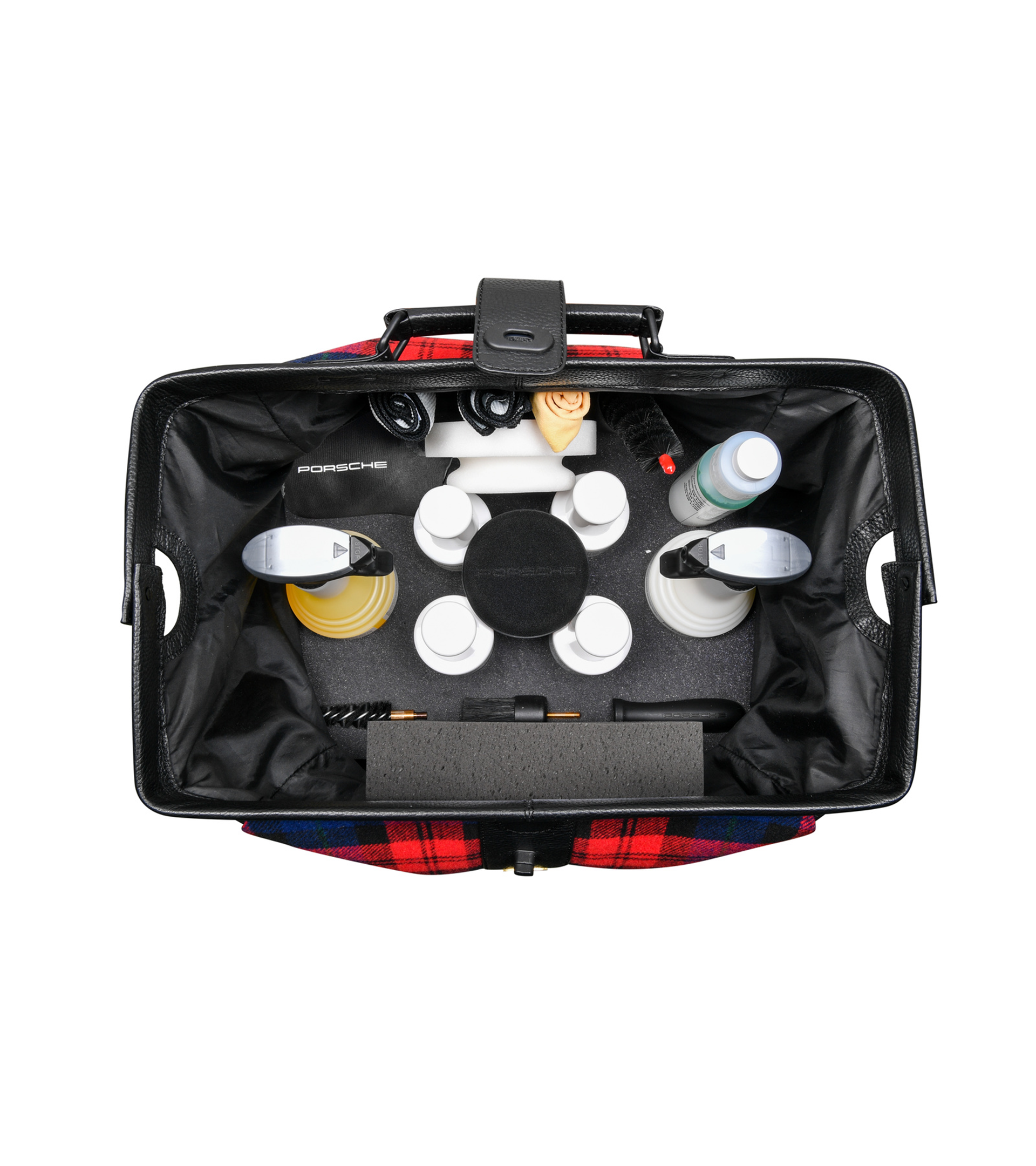 Porsche クリーニング用品セット zug_pcg901011c_002_low.webp