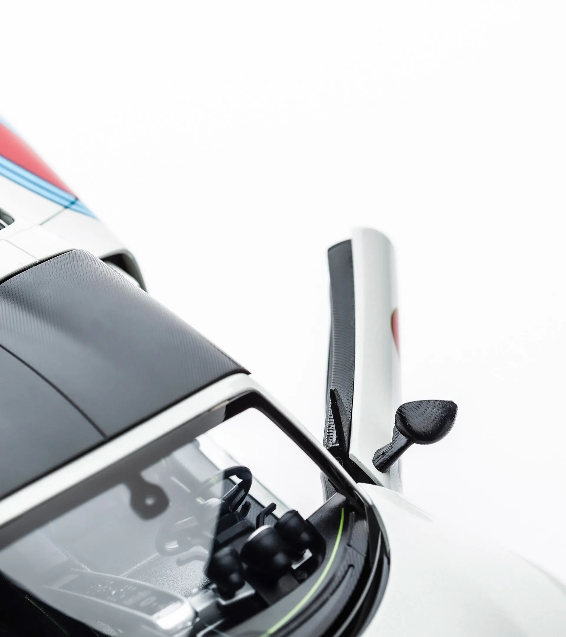 Porsche 918 Spyder Weissach Paket | PORSCHE SHOP