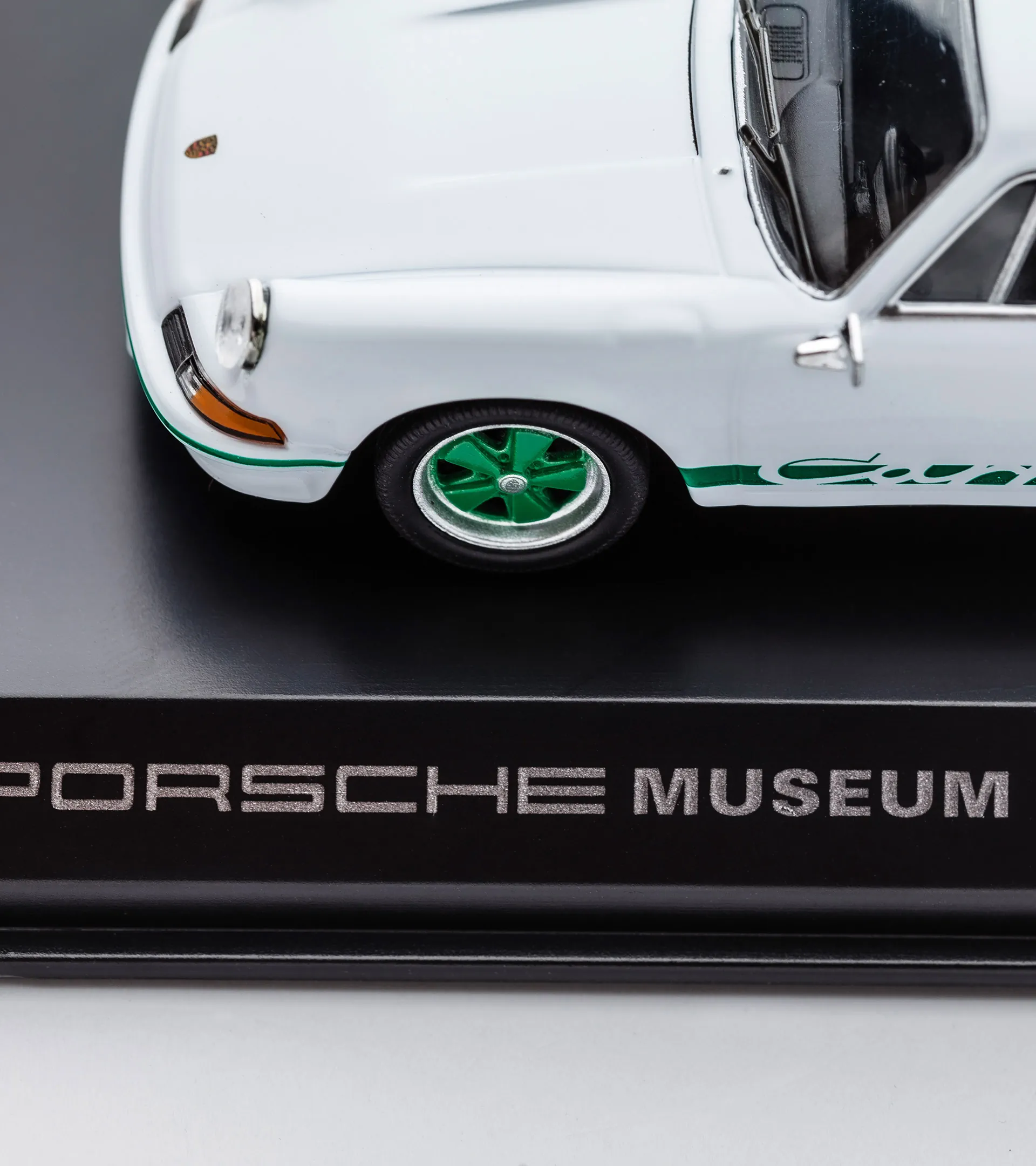 Porsche 911 Carrera RS 2.7 | PORSCHE SHOP
