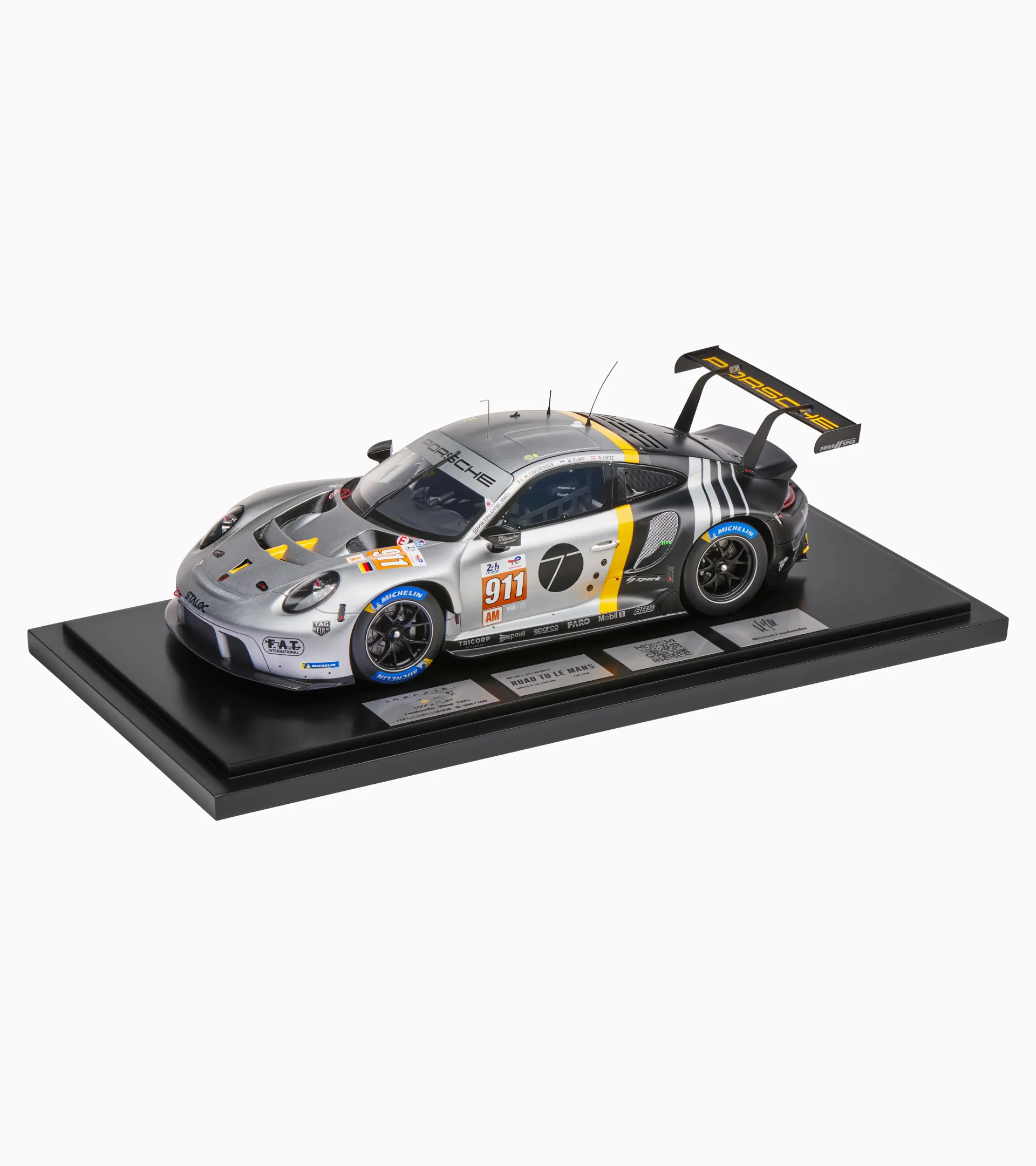 Porsche 911 RSR Michael Fassbender – Limited Edition | PORSCHE SHOP