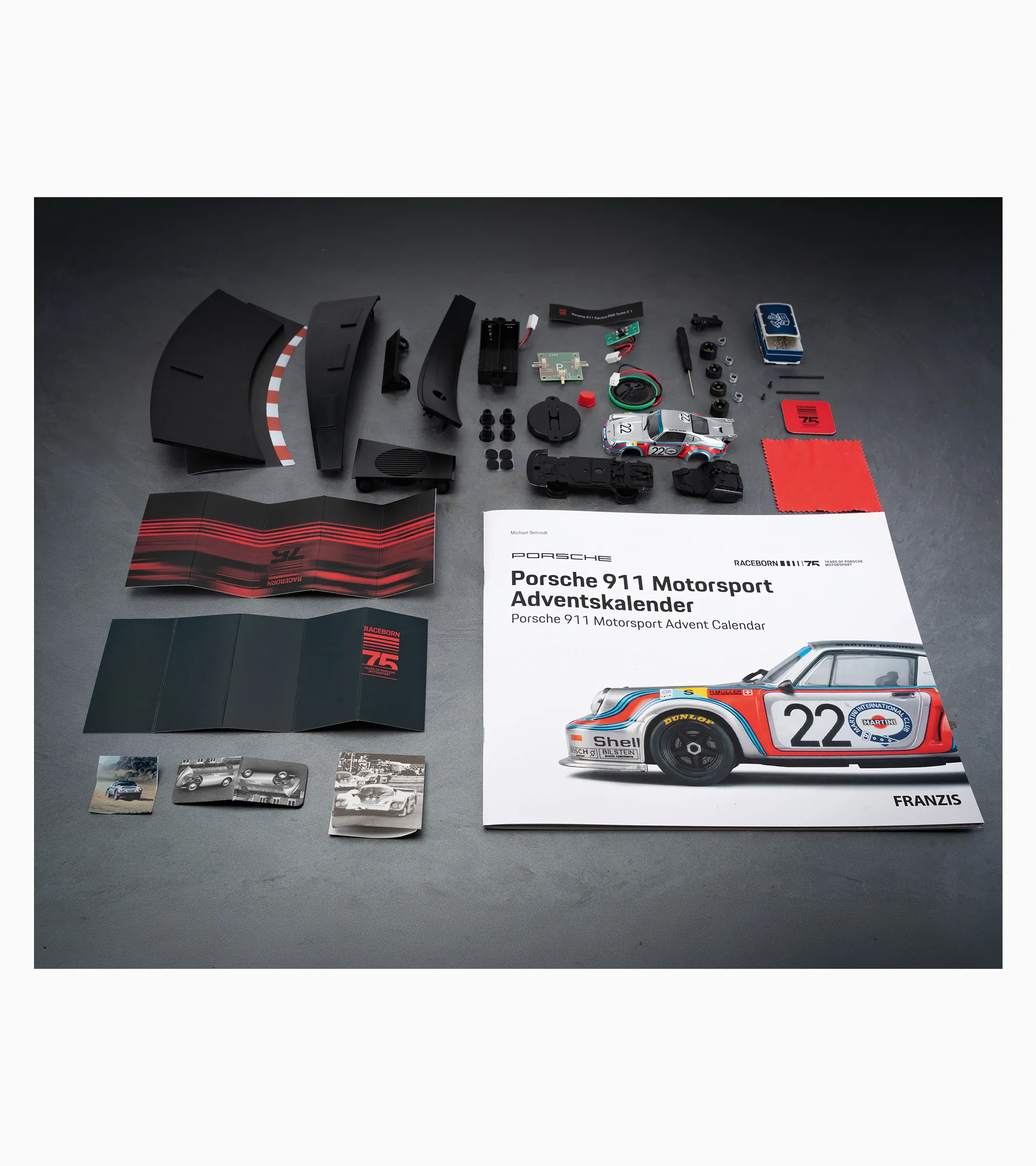 Porsche calendars | PORSCHE SHOP