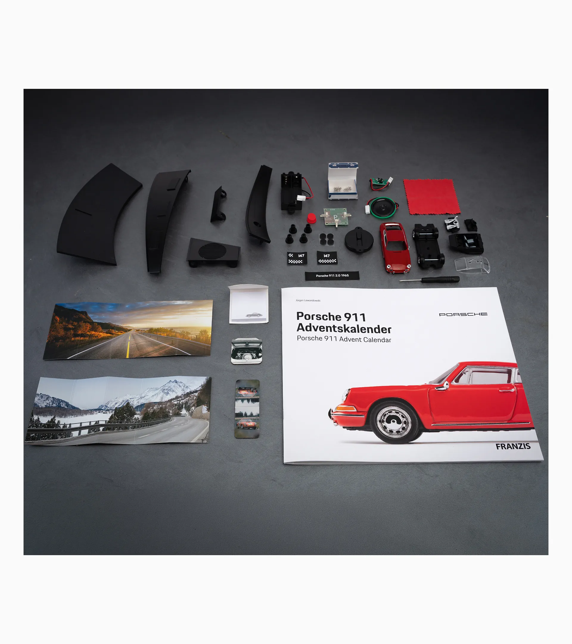 Porsche calendars | PORSCHE SHOP