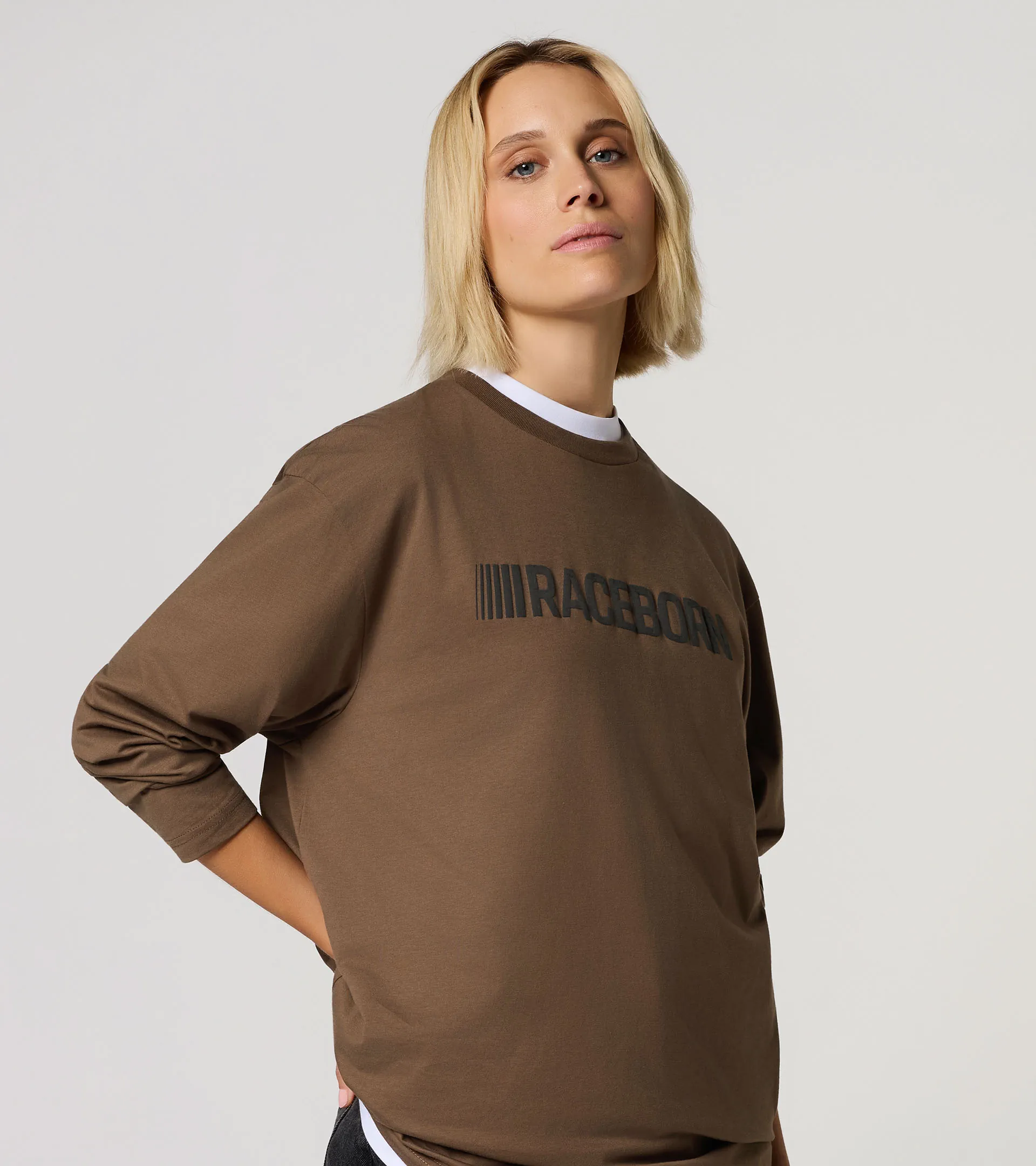 Unisex long-sleeved shirt – Motorsport Fanwear | PORSCHE SHOP